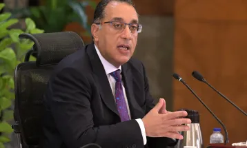 رئيس الوزراء: الرئيس كلّف الحكومة بوضع حزمة اجتماعية جديدة يتم العمل عليها حالياً
