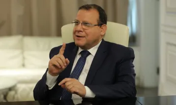 مجدى البدوى: ضرورة إحكام الرقابة على السوق بما يضمن السيطرة على الأسعار