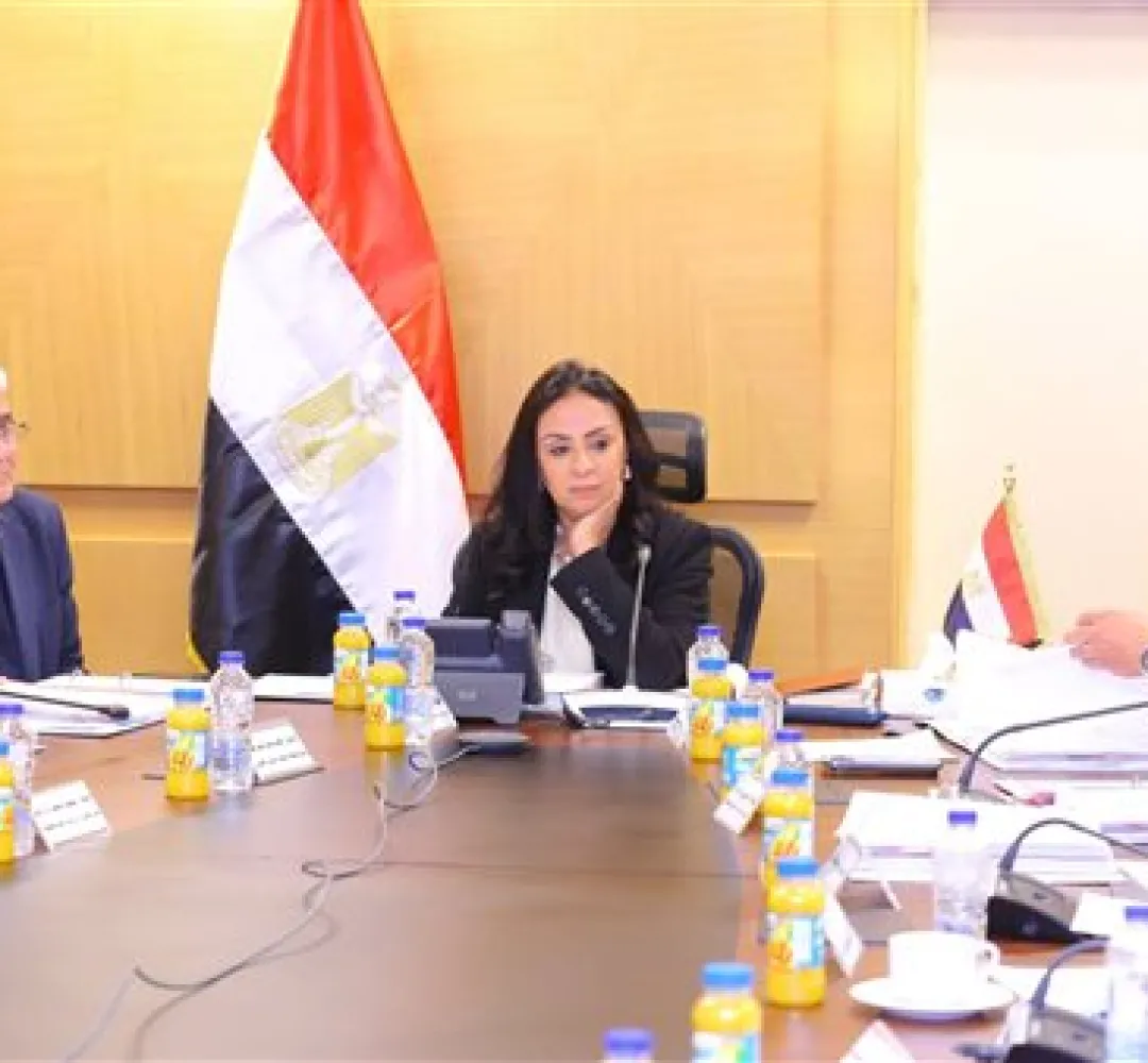 وزيرة التضامن الاجتماعى تترأس اجتماع مجلس إدارة بنك ناصر الاجتماعى