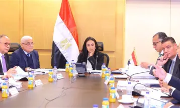 وزيرة التضامن الاجتماعى تترأس اجتماع مجلس إدارة بنك ناصر الاجتماعى