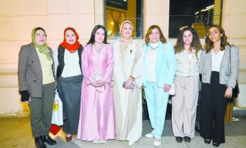 بنك قناة السويس يرعى احتفالية تكريم الأمهات المثاليات بالقطاع المصرفى