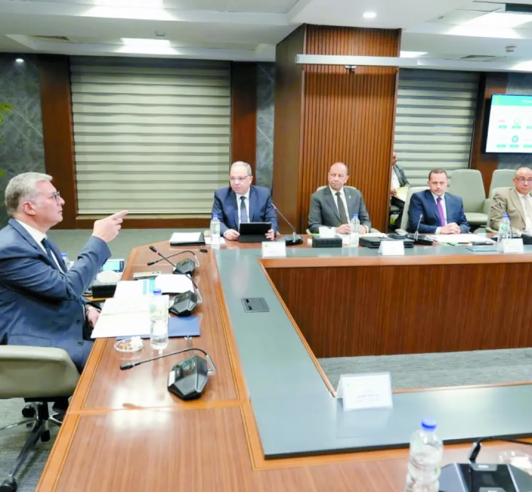 وزير البترول: استهداف مواقع حيوية لمحطات تموين السيارات بالغاز