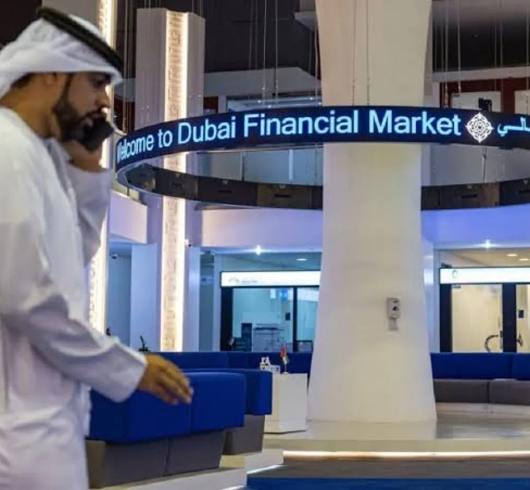 الإمارات والسعودية وقطر ملاذات آمنة للمستثمرين.. والليرة التركية صامدة أمام التهديدات التجارية
