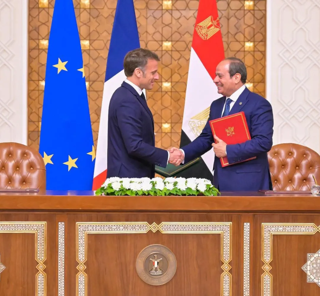 مصر وفرنسا يوقعان اتفاقات واسعة تشمل الطاقة والنقل والمياه.. وباريس تدعم ملف القاهرة لدى صندوق النقد