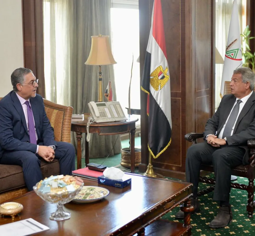 رئيس الأعلى للإعلام يبحث مع رئيس هيئة الاستثمار سبل التعاون المشترك
