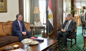 رئيس الأعلى للإعلام يبحث مع رئيس هيئة الاستثمار سبل التعاون المشترك