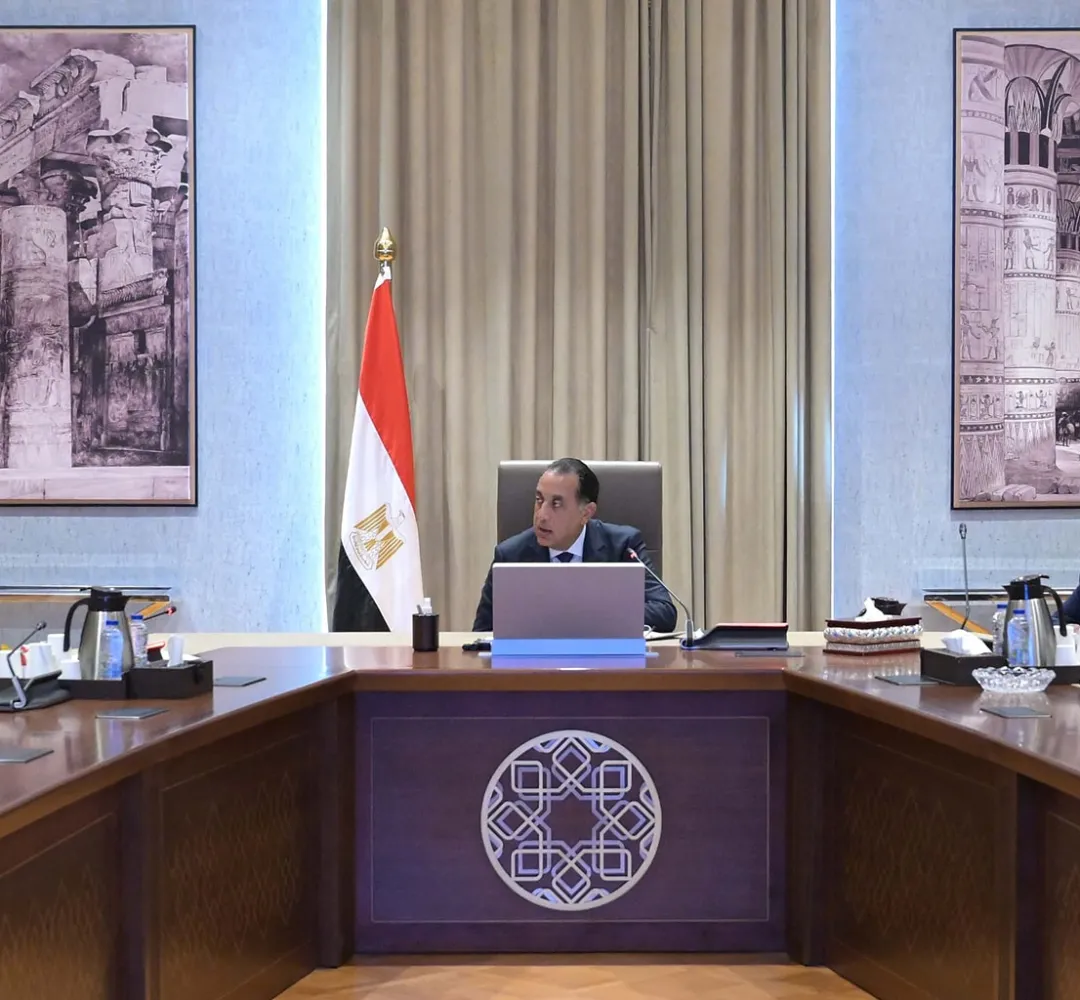 رئيس الوزراء: استراتيجية قومية لتطوير صناعة الغزل والنسيج خاصةً أنها من الصناعات كثيفة العمالة