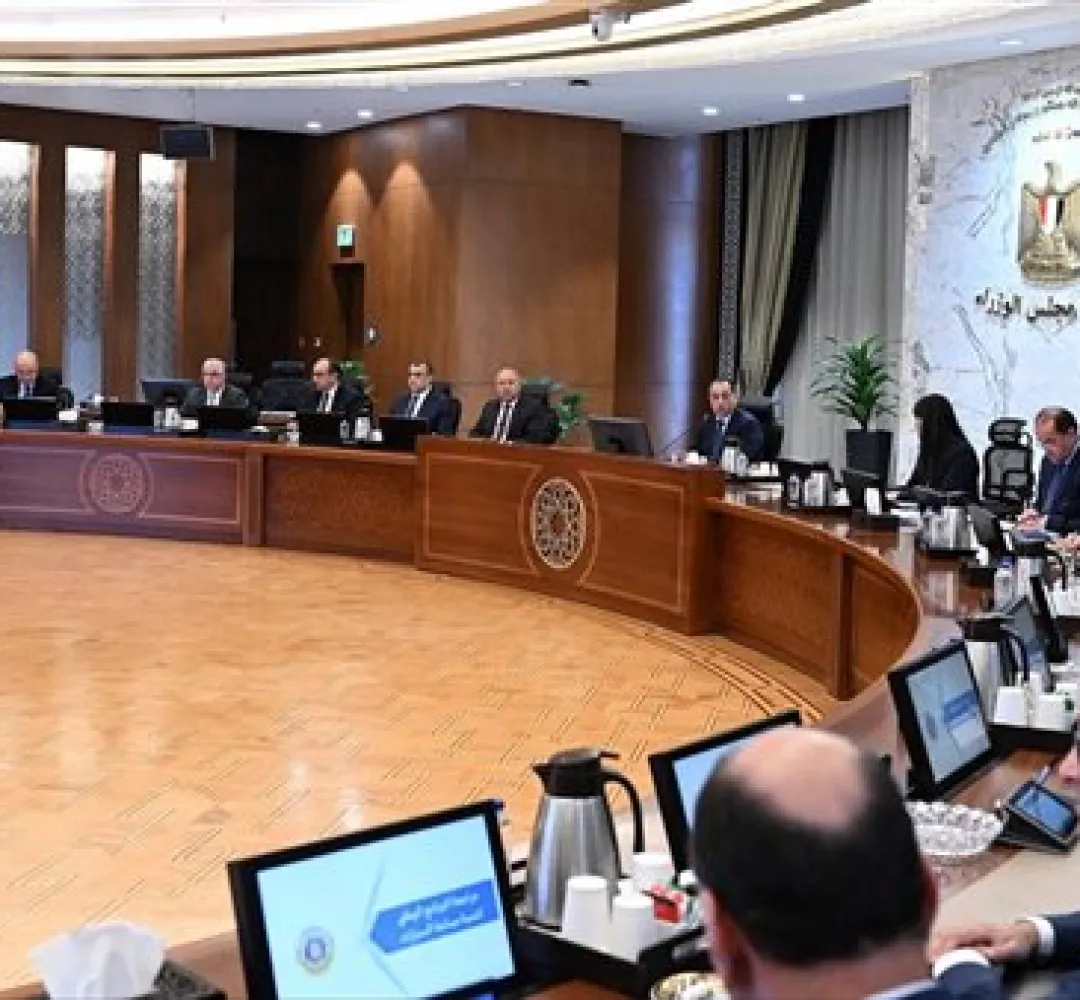 رئيس الوزراء يترأس اجتماع المجلس الأعلى لصناعة السيارات