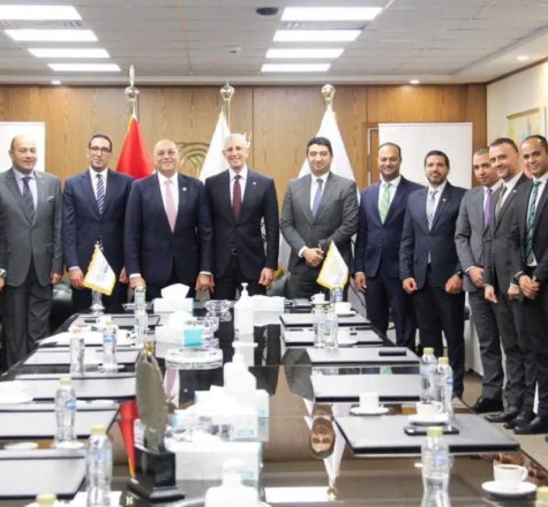 بقيمة 150 مليون جنيه.. العربى الإفريقى الدولى يوقع عقد تمويل مع جهاز تنمية المشروعات