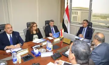 وزير التموين يتابع موقف المخزون الاستراتيجى للسلع الأساسية