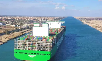قناة السويس تمنح الحاويات تخفيضا 15% لمدة 3 أشهر بداية من 15مايو الجارى