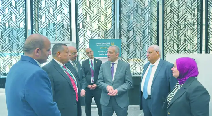رئيس البنك الزراعى يتفقد الأعمال النهائية بمقر البنك بالعاصمة الإدارية